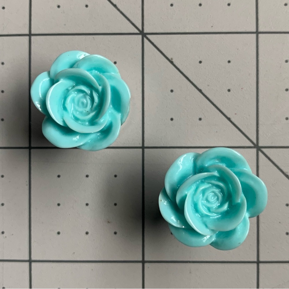 00 Gauge Turquoise Rose Plugs Earrings with O-Rings